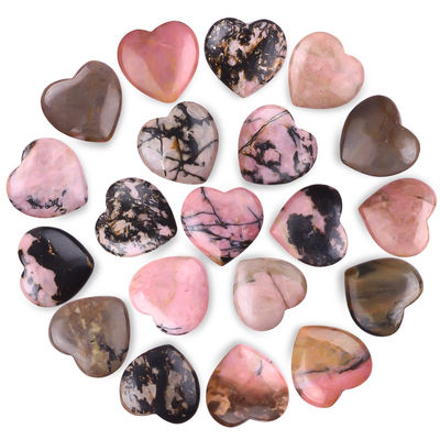 Cristalli in forma di cuore di rhodonite vetrata per il bilanciamento del chakra
