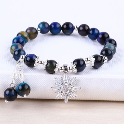 Cristallo di pietra gemma 8mm Rainbow Tiger Eye con fiocco di neve Charm Stretch Bracelet per regali