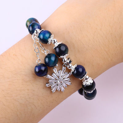 Cristallo di pietra gemma 8mm Rainbow Tiger Eye con fiocco di neve Charm Stretch Bracelet per regali