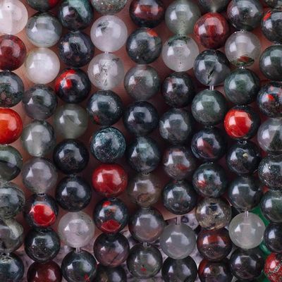 8mm di pietra di sangue africana, gemma di cristallo curativa, perle di pietra per la produzione di gioielli.