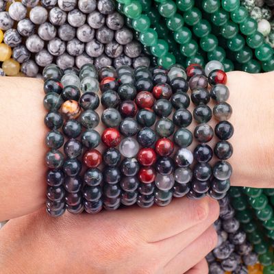 8mm di pietra di sangue africana, gemma di cristallo curativa, perle di pietra per la produzione di gioielli.