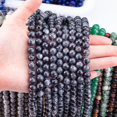 Pietra cristallina naturale nera di labradorite, strati di perline sciolte, pietra semi-preziosa per la fabbricazione di gioielli fai da te