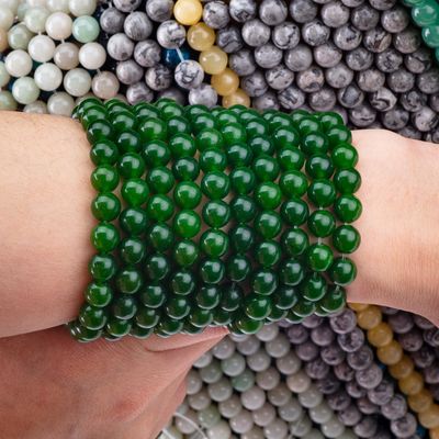 Giada verde sfusi sfusi perle personalizzate perle multi-dimensioni per la produzione di gioielli