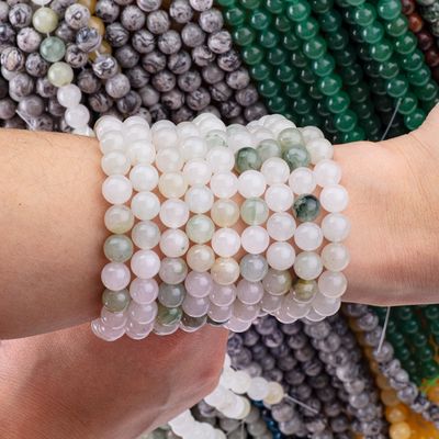 TianShan Emerald Green Round Bead Natural Crystal Gemstone Diverse dimensioni di perline Stringhe di perline sciolte per la realizzazione di gioielli fai da te