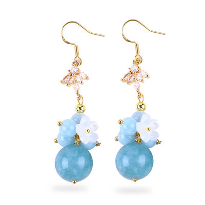 Acquamarino di cristallo personalizzato fai da te con incanto di fiori bianchi orecchini a forma rotonda per abbigliamento quotidiano