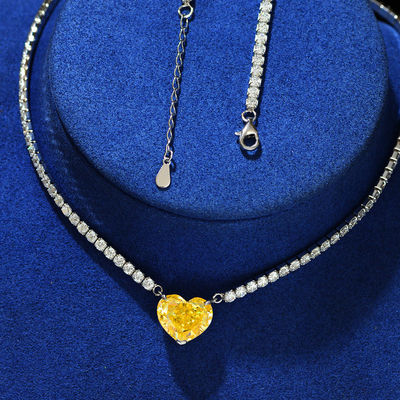 Elegante Collare di Cuore in Forma di Cuore Aqua Blu 925 Sterling Silver Heart Gemstone