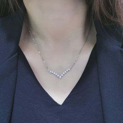18k oro Moissanite diamante collare sorriso pendente per regali