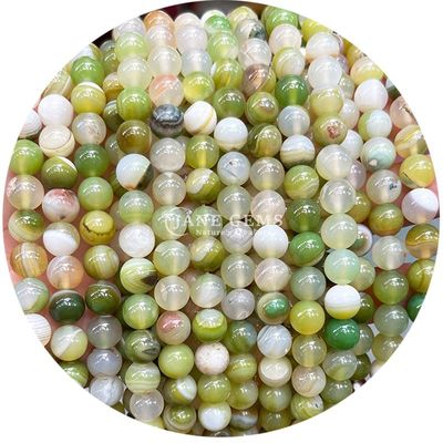 Colorevoli cristalli rotondi e sciolti, perle di gemme curative per regali e decorazioni di festa