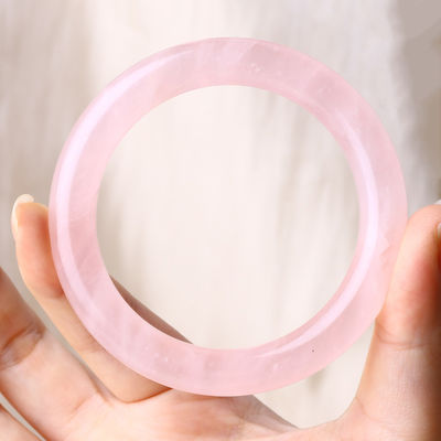 Pietra cristallina naturale lucidata rosa rosa quarzo braccialetto gioielli di cristallo per il regalo di compleanno