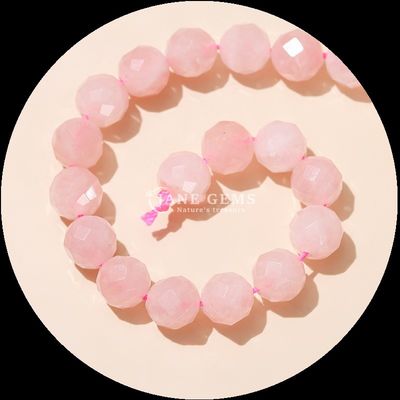 Perle a forma rotonda di gemma Rose Quartz Quartz trasparente Rotondo con facce a sfondo per collezioni di gioielli eleganti